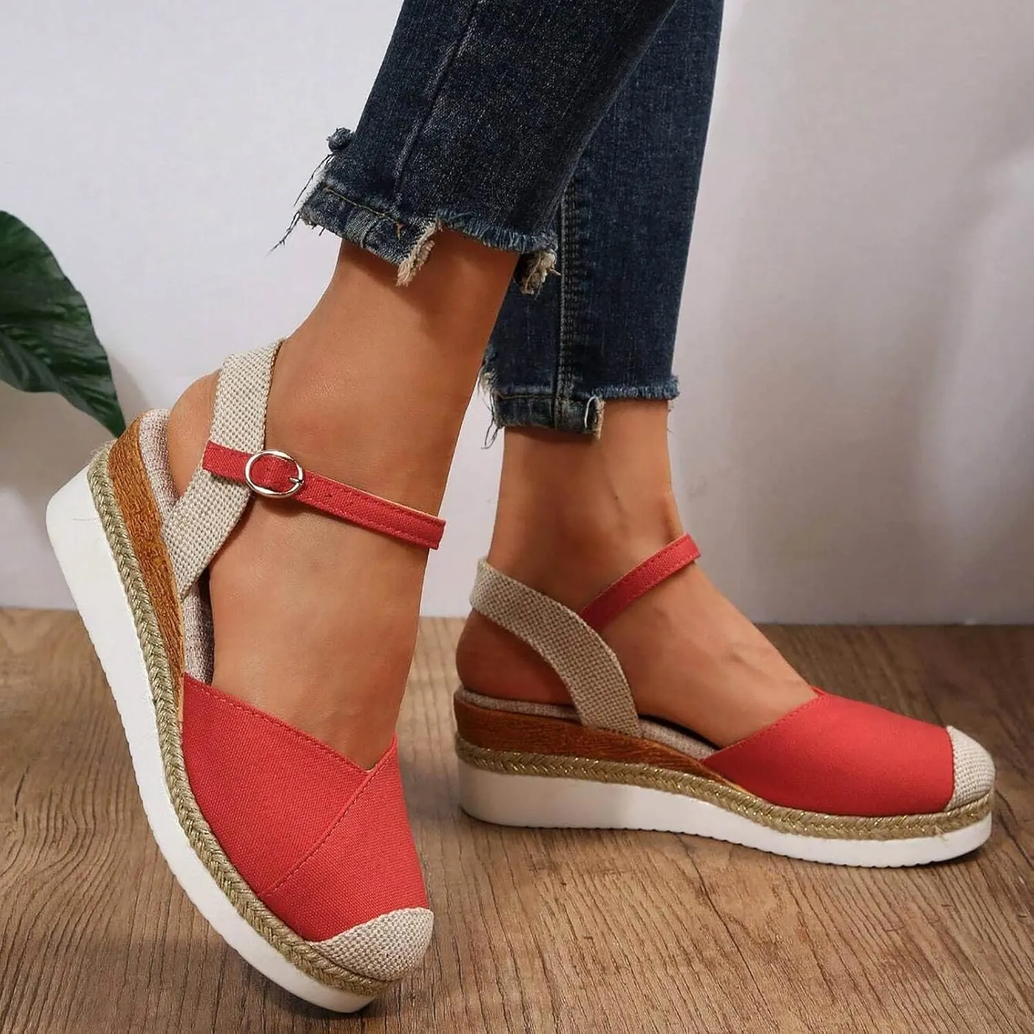 Closed Toe Platform Wedge Sandals for Women 2025 Summer Vacation Dressy Comfortable Anti Slip Beach Shoes with Adjustable Buckle Ankle Strap