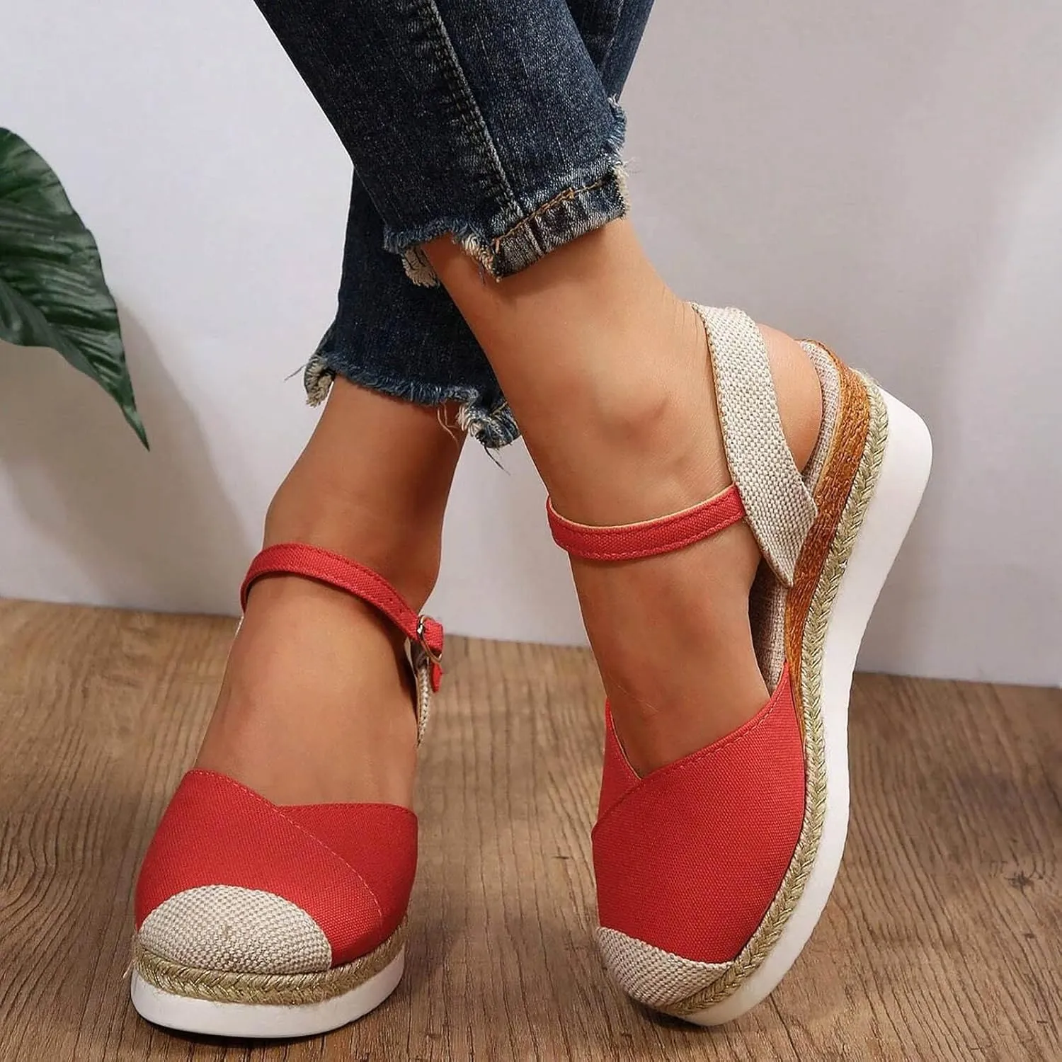 Closed Toe Platform Wedge Sandals for Women 2025 Summer Vacation Dressy Comfortable Anti Slip Beach Shoes with Adjustable Buckle Ankle Strap