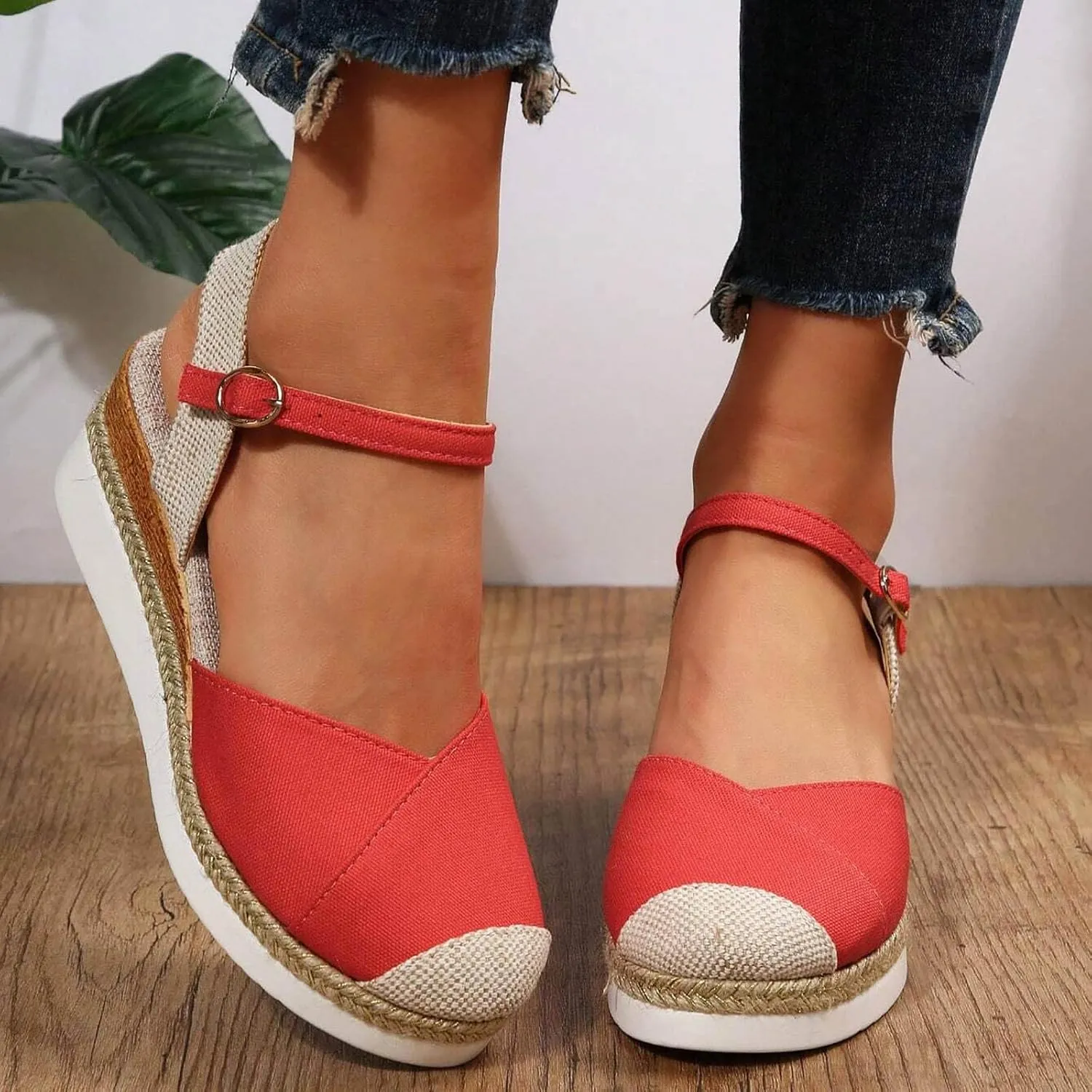 Closed Toe Platform Wedge Sandals for Women 2025 Summer Vacation Dressy Comfortable Anti Slip Beach Shoes with Adjustable Buckle Ankle Strap