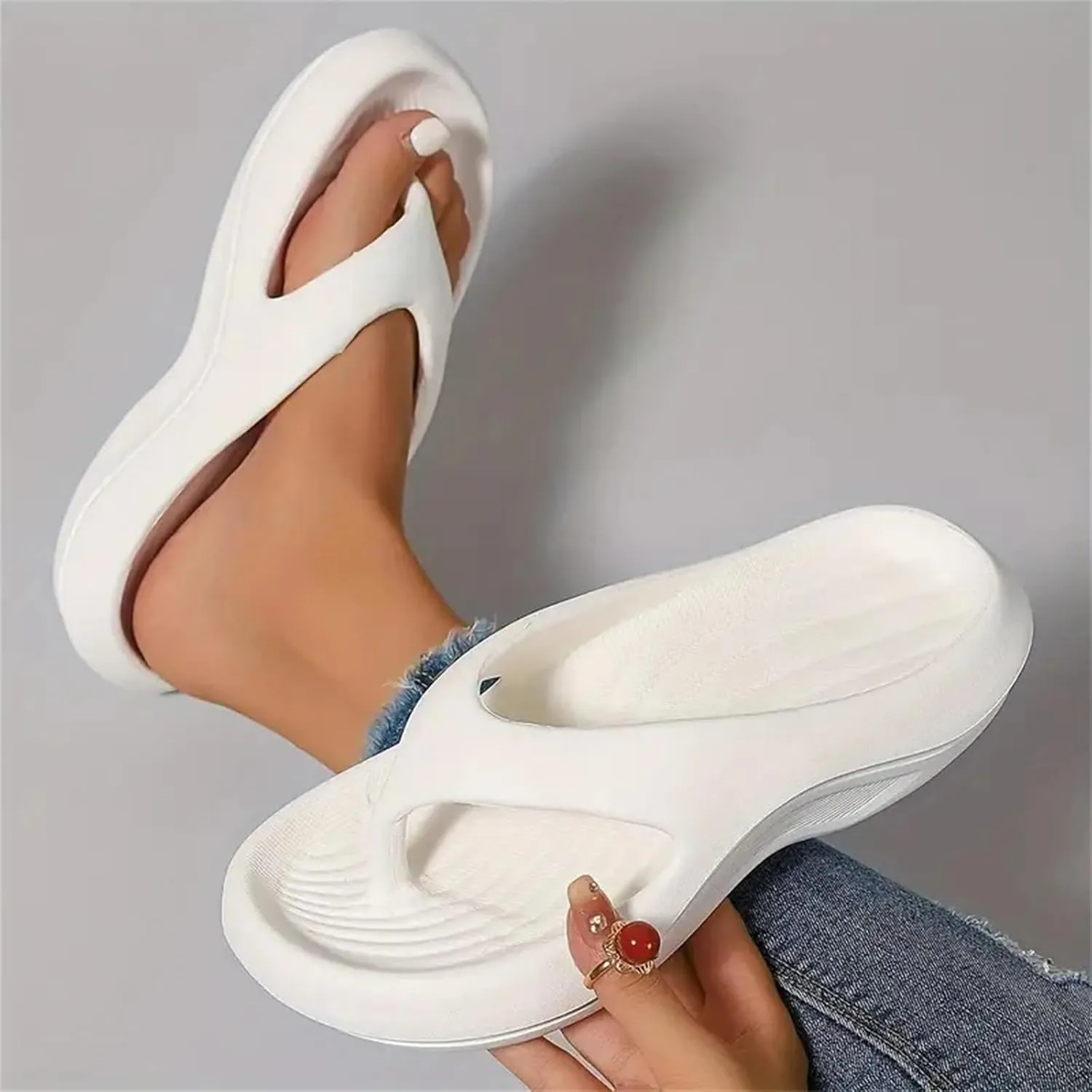 Orthopedic Sandals for Women Lightweight Thicken Sole Slippers Arch Support Flip Flops Casual Summer Beach Slippers All Day Comfort