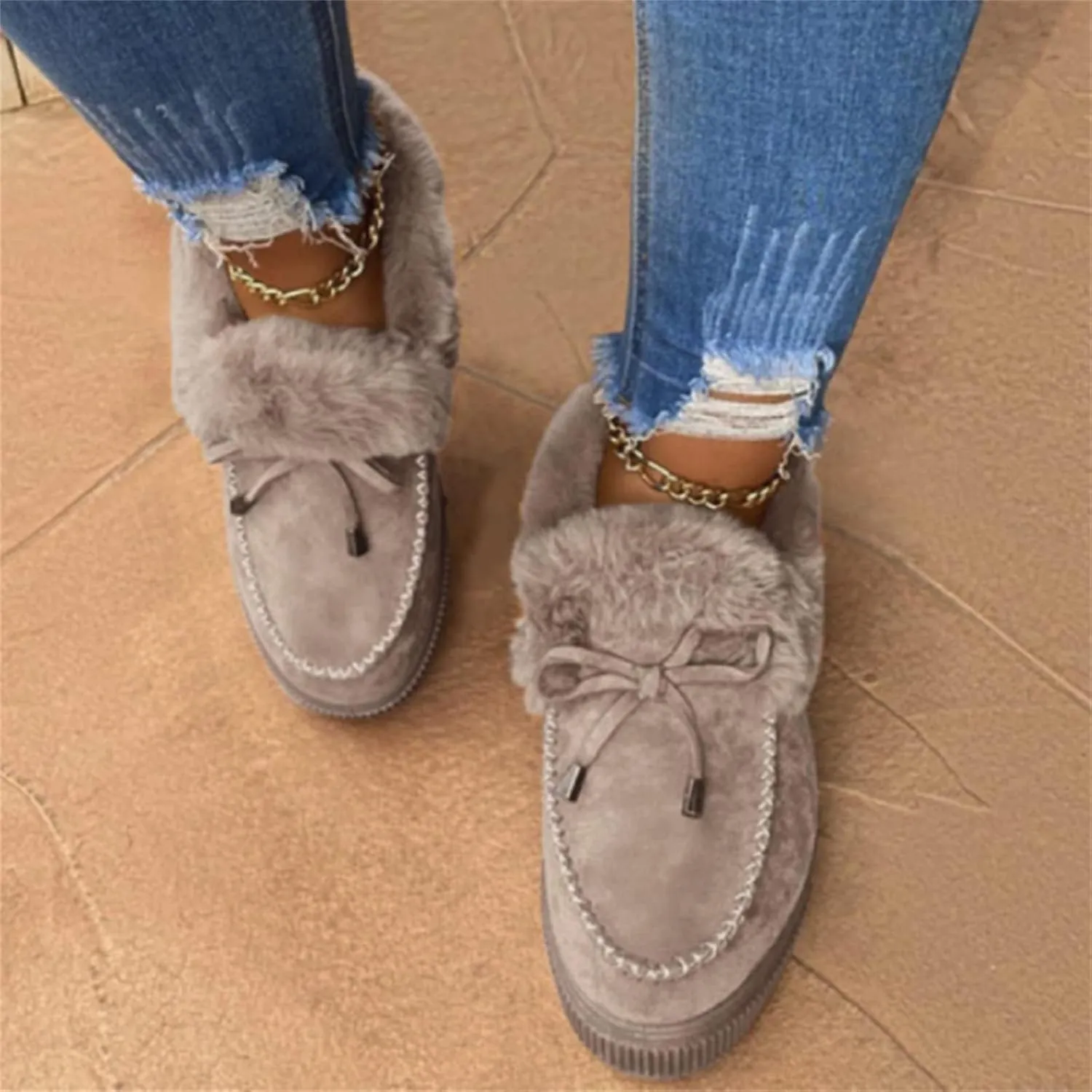 SACFOF Womens Winter Flat Boots Warm Durable Shoes With Fur Lined Fuzzy Ankle Snow Boots Platform Thick Plush Casual Loafers