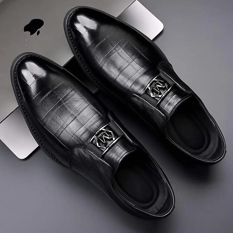 Stylish Men's Cap Toe Oxford Dress Shoes in Premium Leather with Polished Finish for Professional Wear
