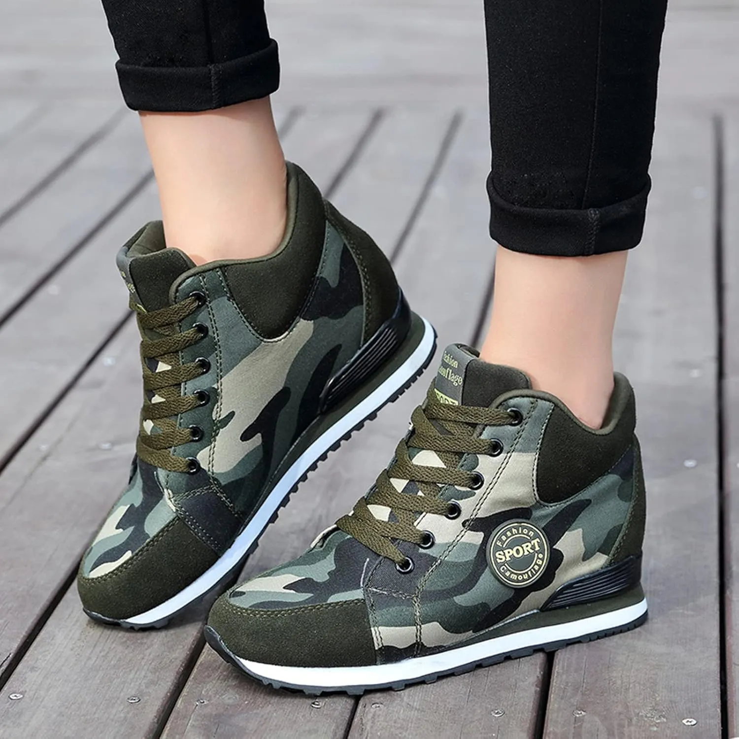 Women Comfortable Slip On Loafers Casual Walking Shoes Lightweight Canvas Sneakers Non Slip Flat Flats