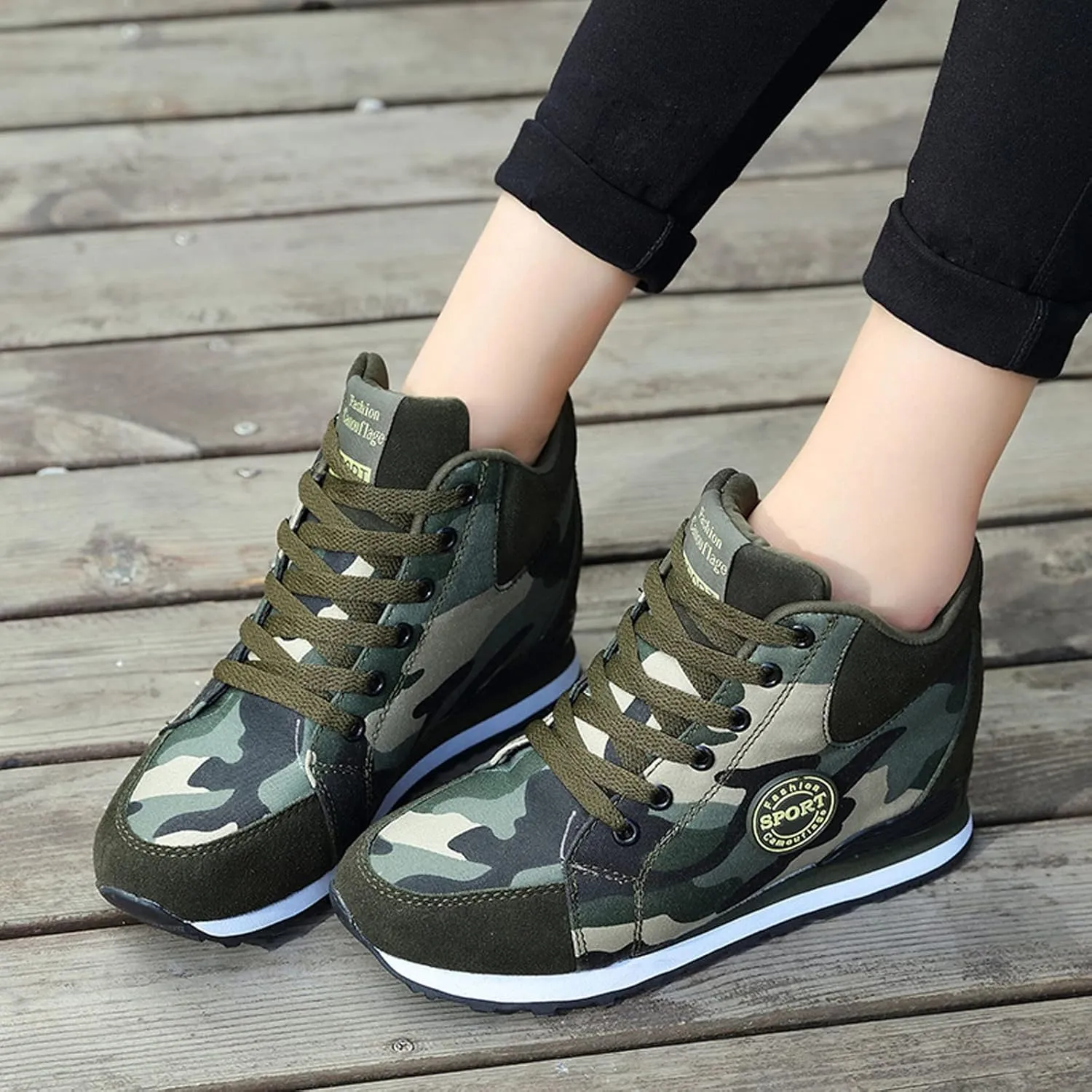 Women Comfortable Slip On Loafers Casual Walking Shoes Lightweight Canvas Sneakers Non Slip Flat Flats