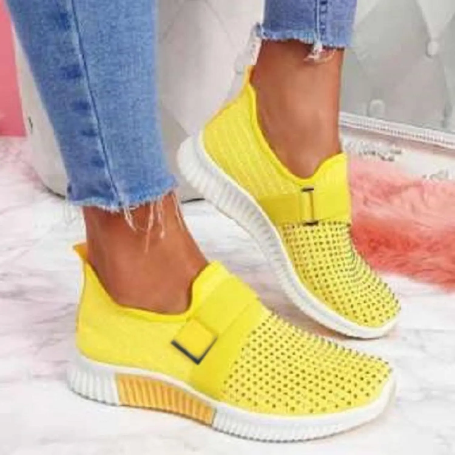 Women Comfortable Slip On Loafers Casual Walking Shoes Lightweight Canvas Sneakers Non Slip Flat Flats