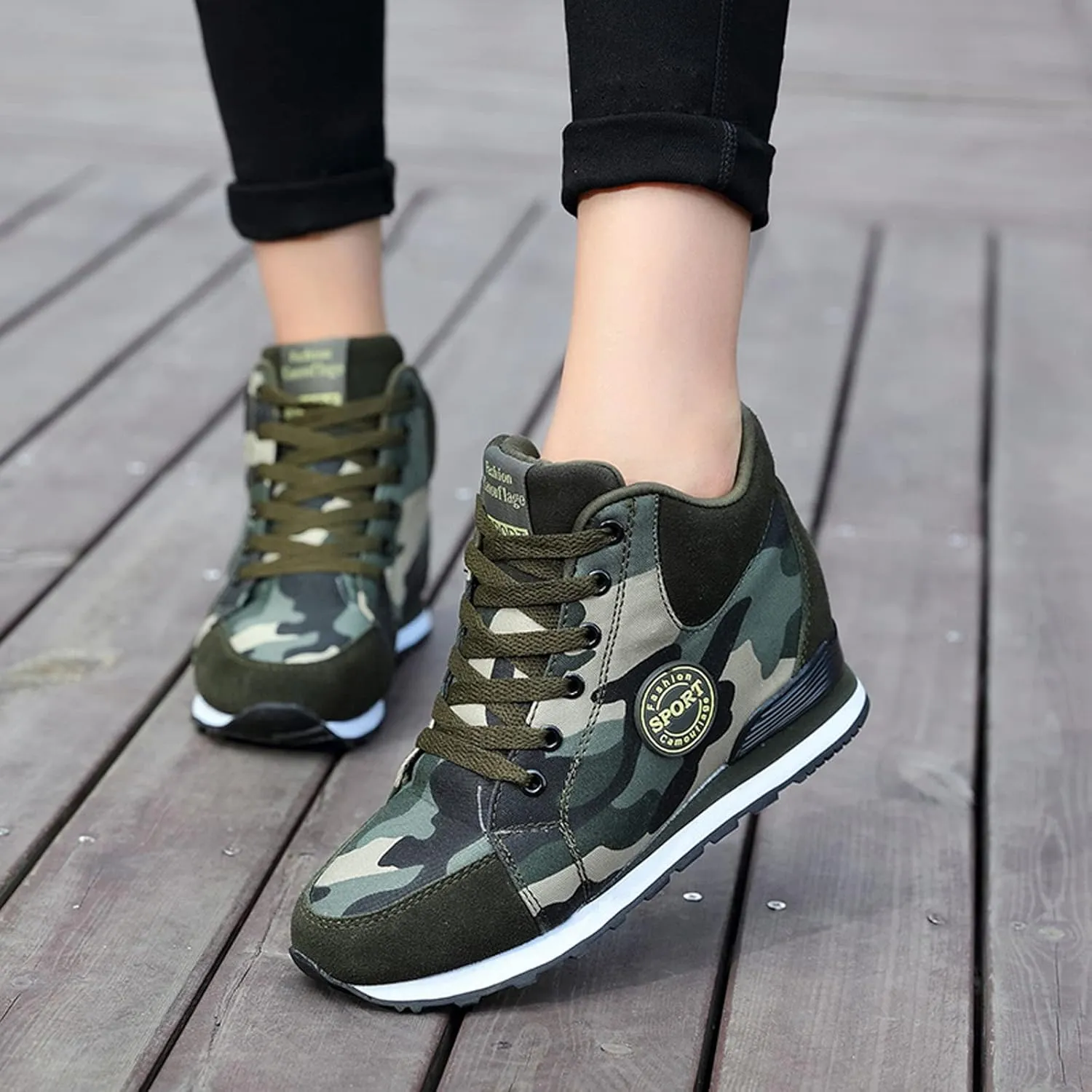 Women Comfortable Slip On Loafers Casual Walking Shoes Lightweight Canvas Sneakers Non Slip Flat Flats