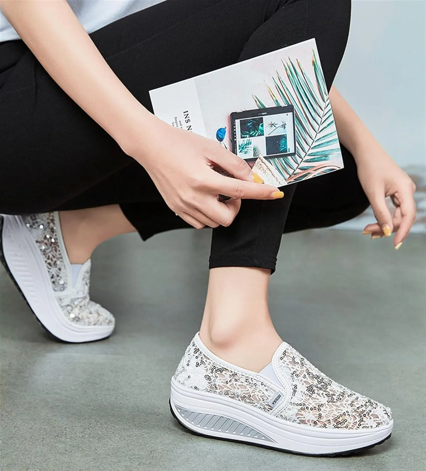 Women's Breathable Mesh Lace Air Sneakers Fashion Lightweight Slip On Anti Skid Low Top Walking Flat Shoes Comfortable Canvas Tennis Trainers Workout Gym Driving Loafers