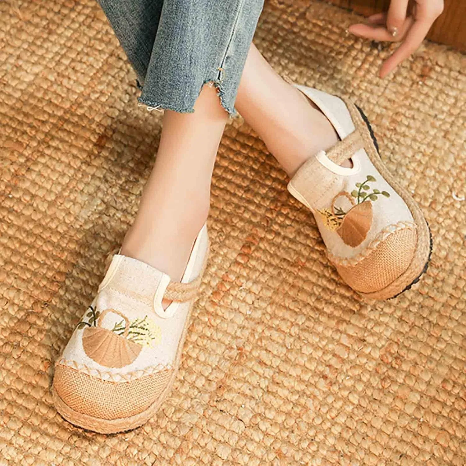 Women's Slip On Mules Comfortable Flat Lightweight Round Toe Casual Travel Shoes Walking Loafers